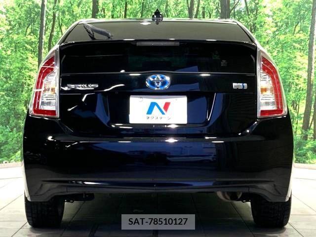 Toyota PRIUS 2015-01 241067-15