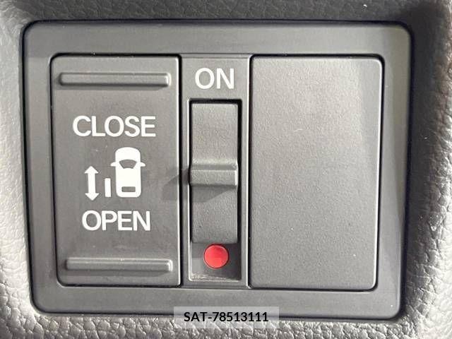 Honda N BOX CUSTOM 2022-08 385347-5