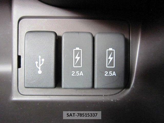 Honda N BOX 2019-04 376533-28