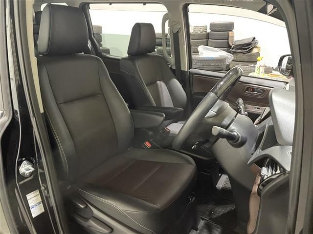 Toyota ESQUIRE 2016-03 404-11