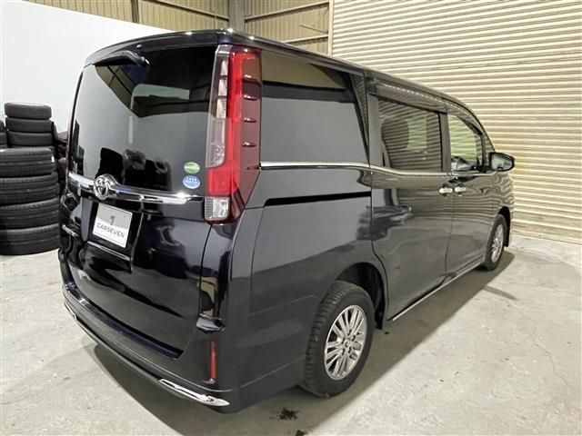 Toyota ESQUIRE 2016-03 404-5