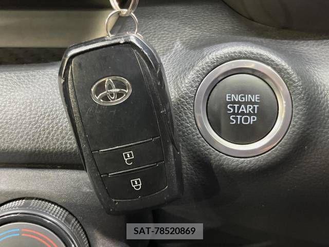 Toyota YARIS 2022-03 308743-6