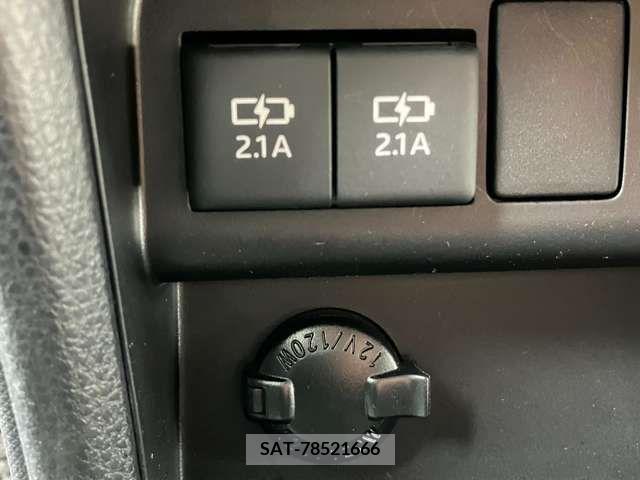 Toyota NOAH 2019-02 365163-16