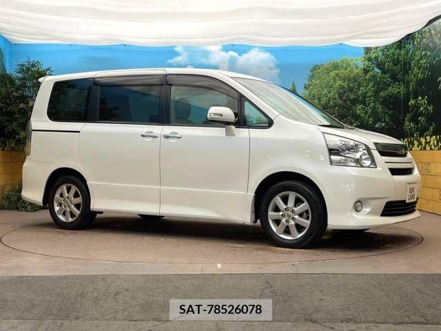 Toyota NOAH 2009-12 250401-17