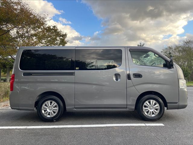 Nissan NV350 Caravan 2015-07 14903-4