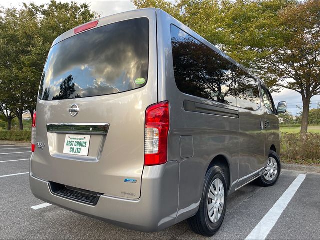 Nissan NV350 Caravan 2015-07 14903-1