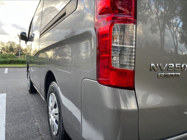 Nissan NV350 Caravan 2015-07 14903-14
