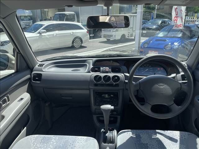 Nissan MARCH 2000-10 8015-11