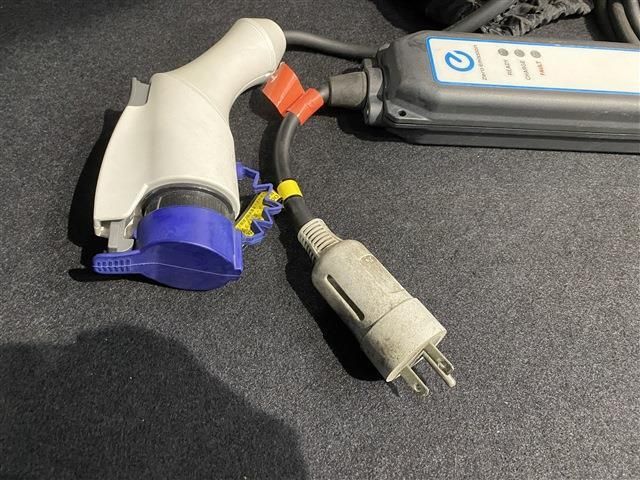 Nissan LEAF 2019-01 3724-12