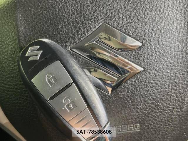 Suzuki SWIFT 2015-02 369020-5