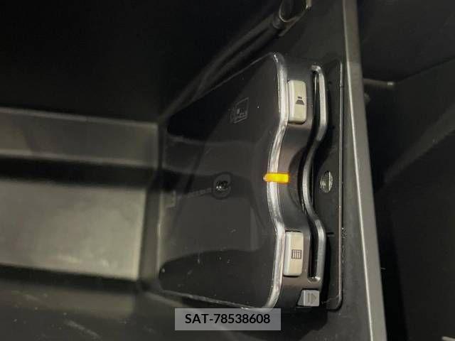 Suzuki SWIFT 2015-02 369020-3