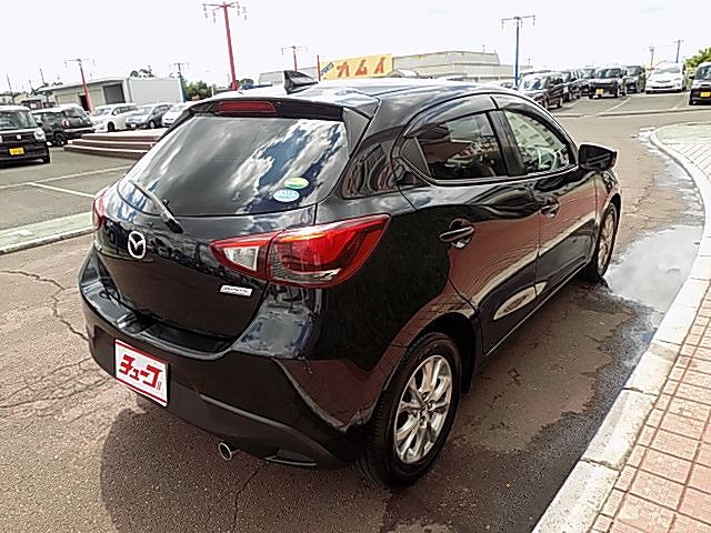 Mazda DEMIO 2016-04 17898-2