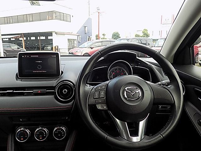 Mazda DEMIO 2016-04 17898-1