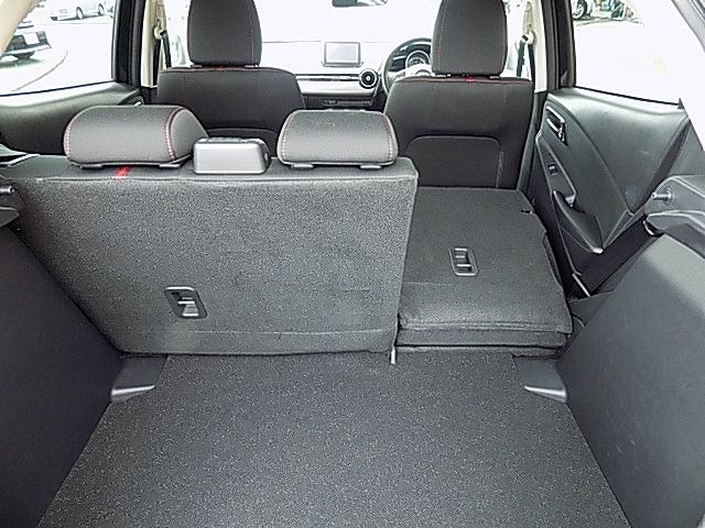 Mazda DEMIO 2016-04 17898-24