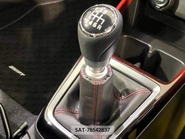 Suzuki SWIFT 2022-11 331445-2