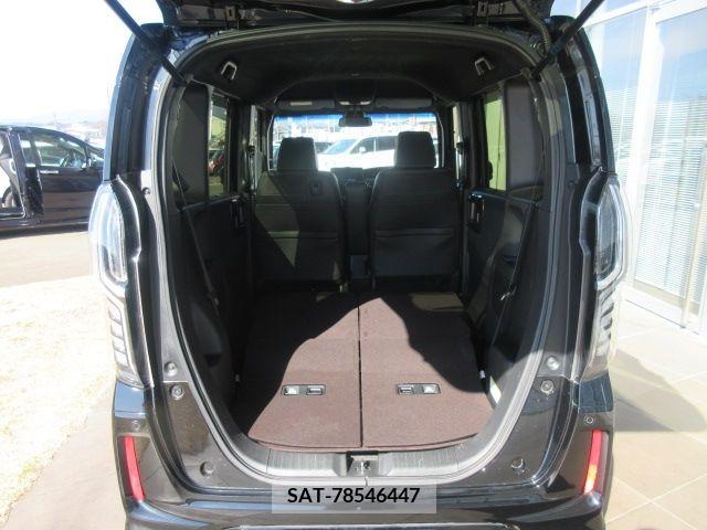 Honda N BOX CUSTOM 2018-02 235811-8