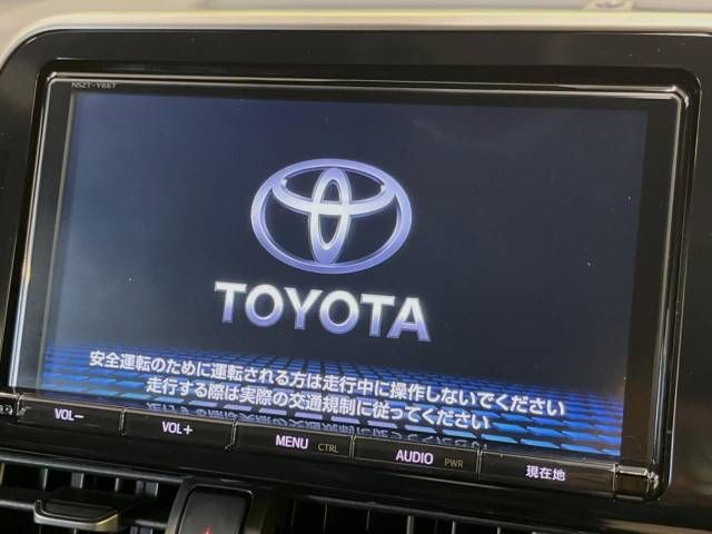 Toyota C-HR 2017-02 12665-2