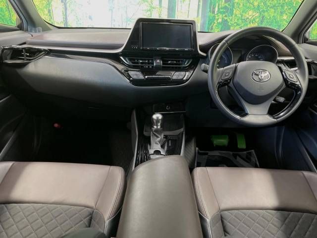 Toyota C-HR 2017-02 12665-1