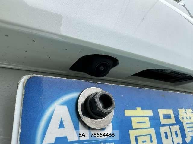 Honda e 2024-04 342649-10