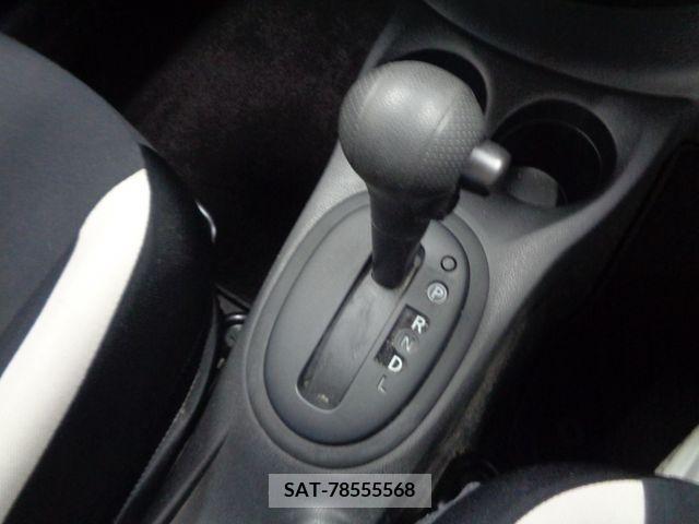 Nissan NOTE 2019-02 392942-17