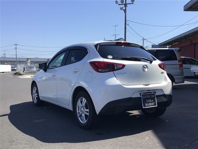 Mazda DEMIO 2014-12 2058-7