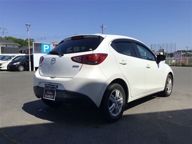 Mazda DEMIO 2014-12 2058-5