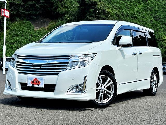 Nissan ELGRAND 2012-08 8231-0