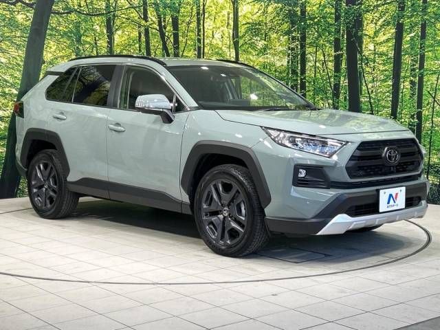 Toyota RAV4 2022-09 196429-16