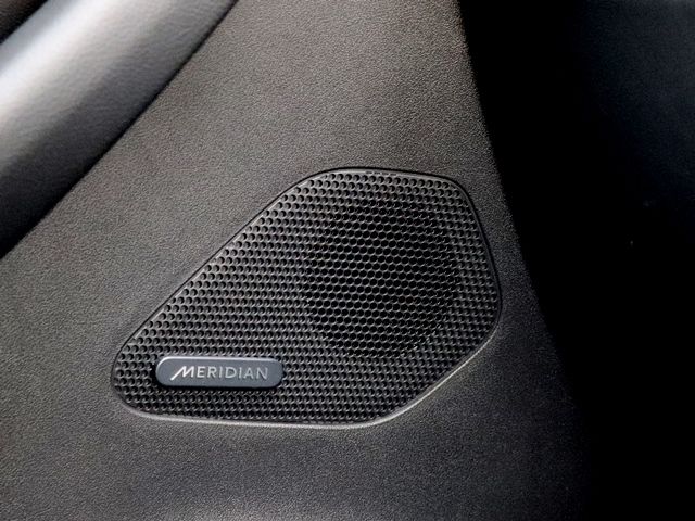 Jaguar F-PACE 2019-03 19224-18