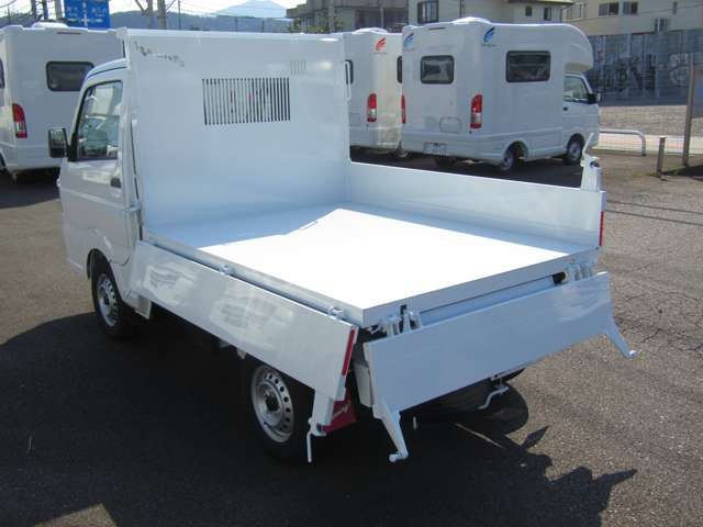 Suzuki CARRY TRUCK 2023-10 16979-7