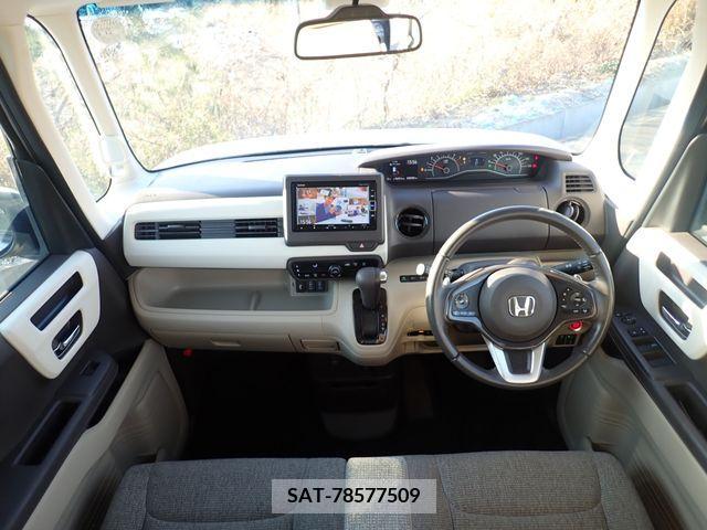 Honda N BOX 2018-12 208109-1