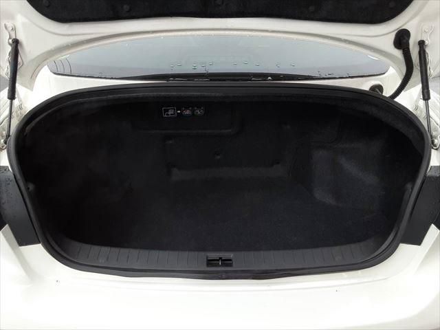 Nissan SKYLINE 2014-11 187177-23