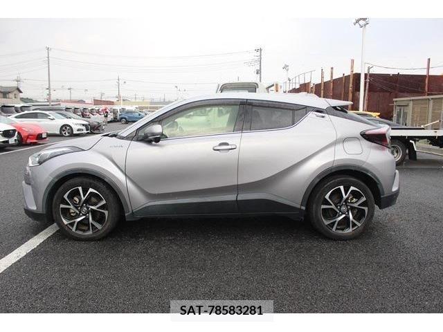 Toyota C-HR 2017-09 323006-9