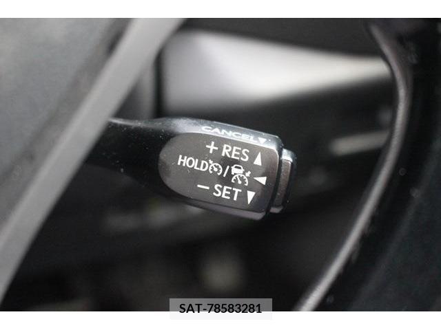 Toyota C-HR 2017-09 323006-6