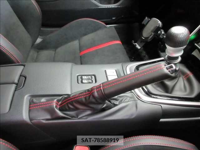 Subaru BRZ 2022-12 352987-18