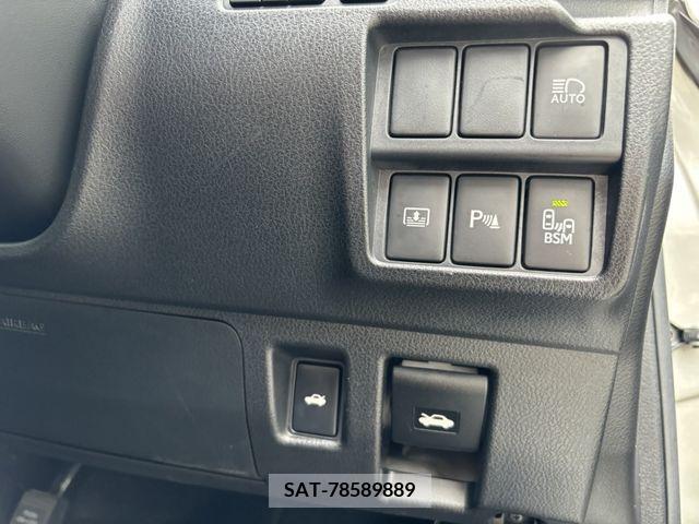 Lexus IS 2016-12 239131-15
