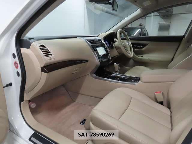 Mitsuoka GALUE 2015-12 222929-11