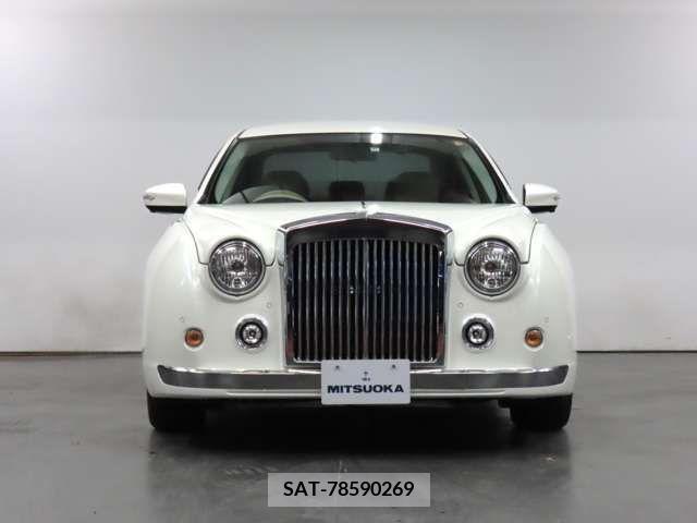 Mitsuoka GALUE 2015-12 222929-1