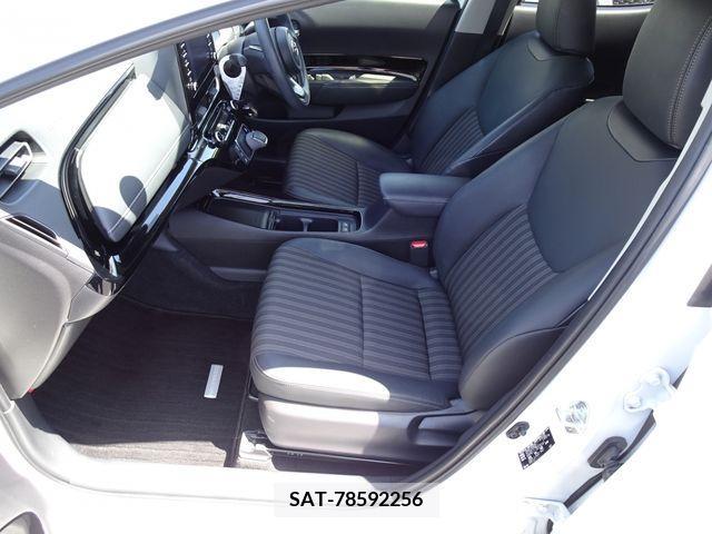 Toyota AQUA 2021-08 260653-9