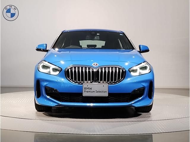 Bmw 1 SERIES 2022-08 4303-5