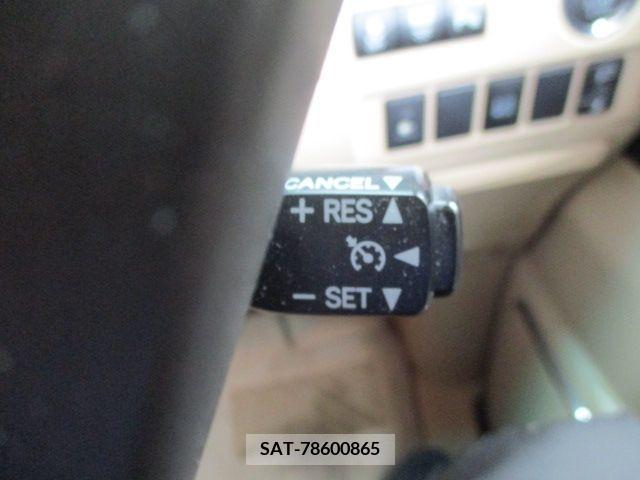 Toyota VELLFIRE 2011-12 385766-24