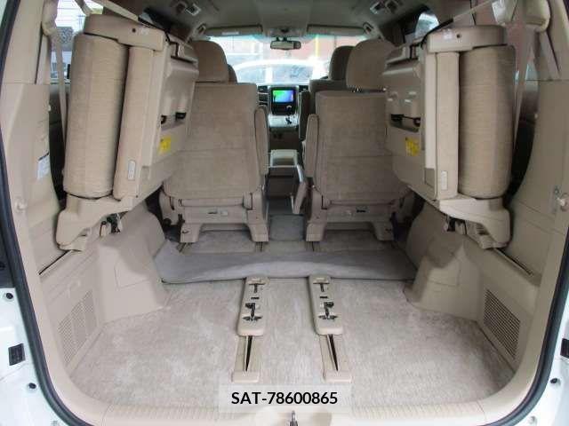 Toyota VELLFIRE 2011-12 385766-8