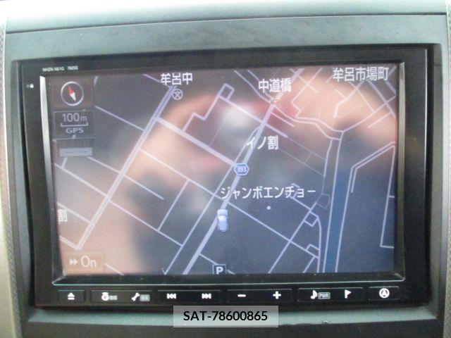 Toyota VELLFIRE 2011-12 385766-18