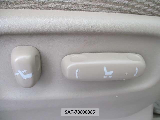 Toyota VELLFIRE 2011-12 385766-16