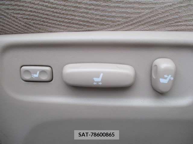 Toyota VELLFIRE 2011-12 385766-15