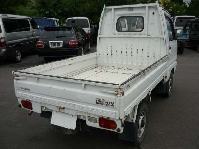 Mitsubishi MINICAB TRUCK 1995-01 3609-1