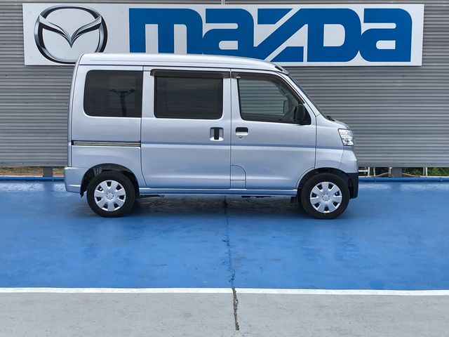 Daihatsu HIJET CARGO 2018-04 7563-4