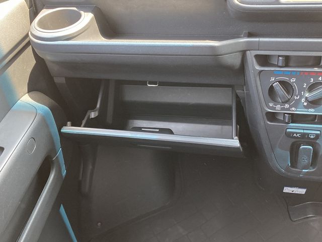 Daihatsu HIJET CARGO 2018-04 7563-26