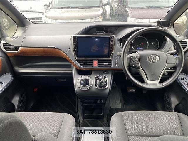 Toyota VOXY HYBRID 2016-04 242901-15