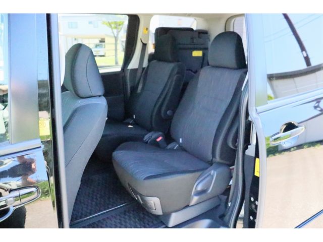 Toyota VOXY 2010-08 10121-18